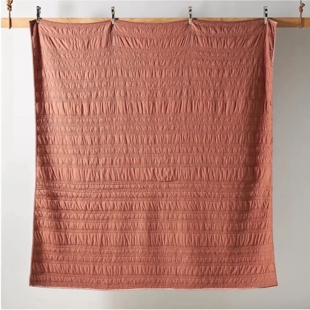 Anthropologie Lustered Velvet Alastair Quilt Size Queen NWT